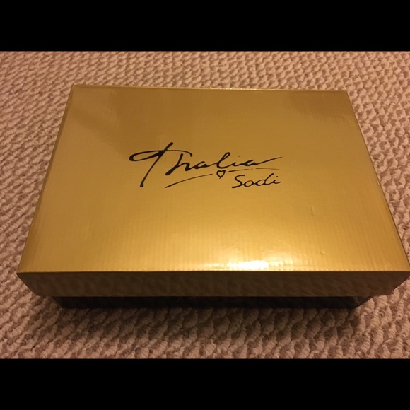 Thalia Sodi Shoe Collection - Picture 2 of 4